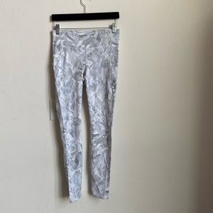 Lululemon Speed Up Tight